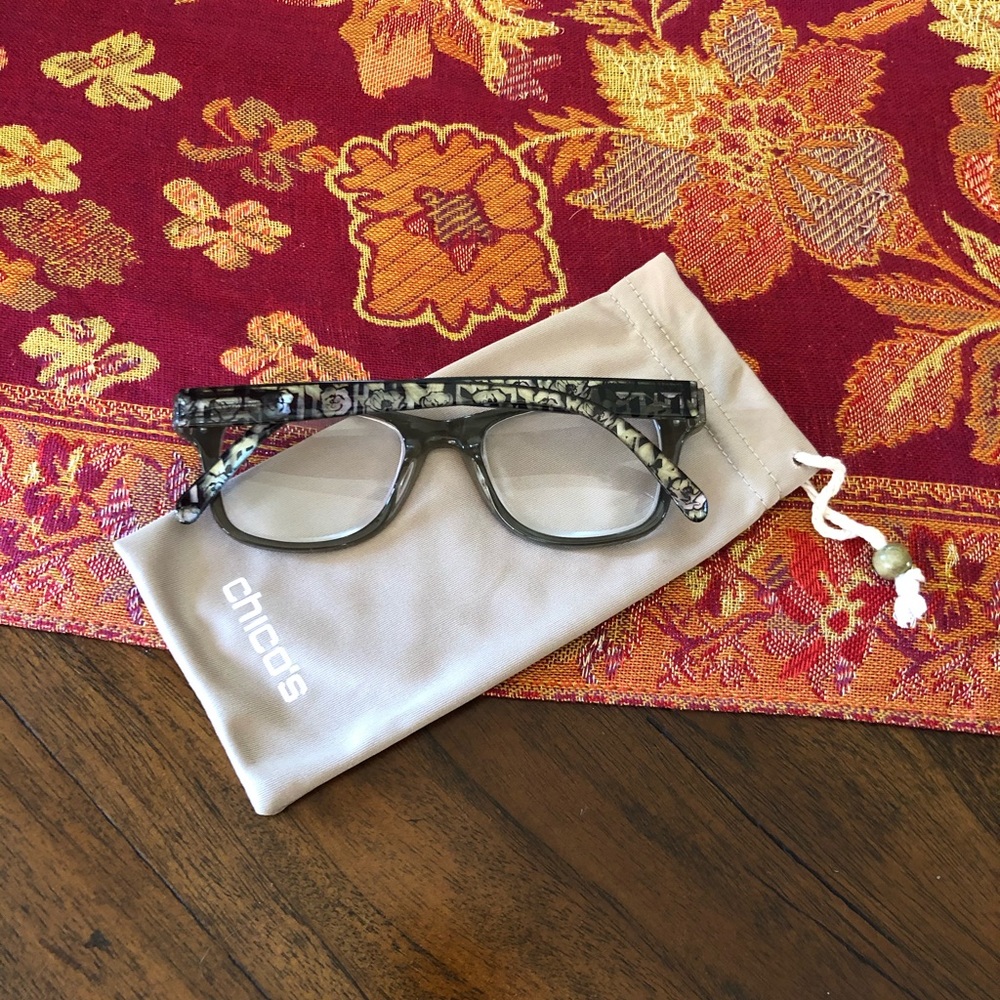 Chico’s Reading Glasses w/Drawstring Bag +2.00 - Picture 3 of 9